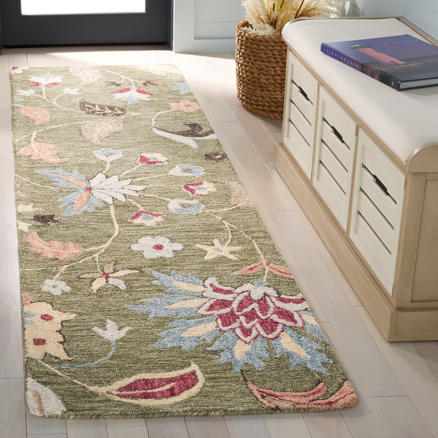 SAFAVIEH Handmade Jardin Asya Country Wool Rug
