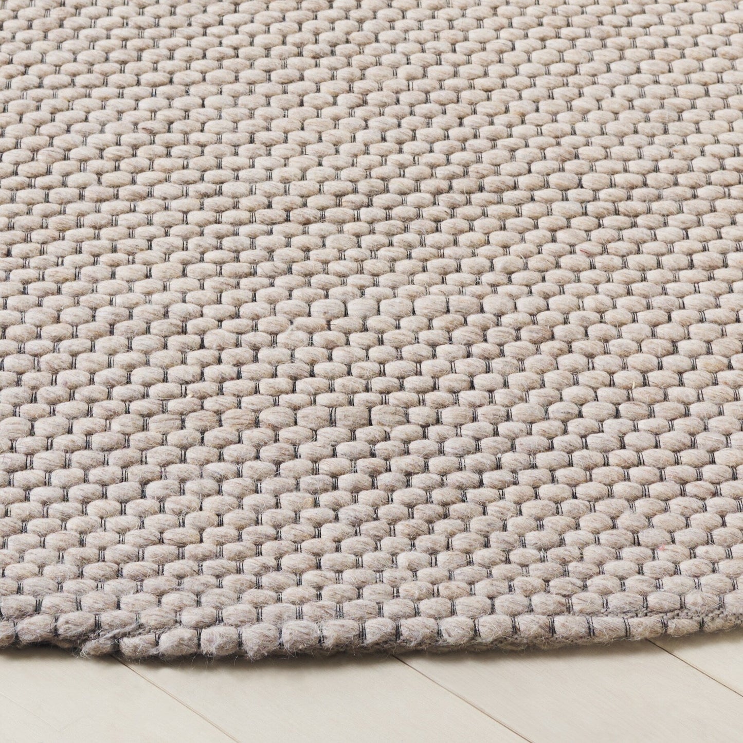 SAFAVIEH Handmade Natura Gerrita Wool Area Rug