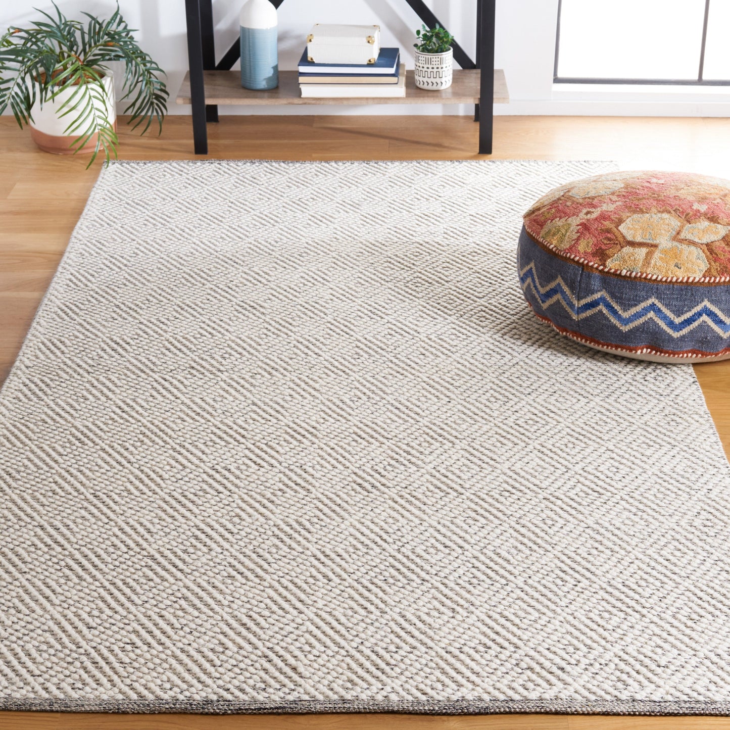 SAFAVIEH Handmade Natura Palmerina Wool Area Rug