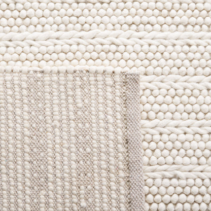 SAFAVIEH Handmade Natura Sanjulata Wool Rug