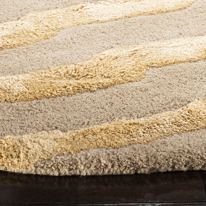 SAFAVIEH Handmade Soho Kikue Stripes N.Z. Wool Rug