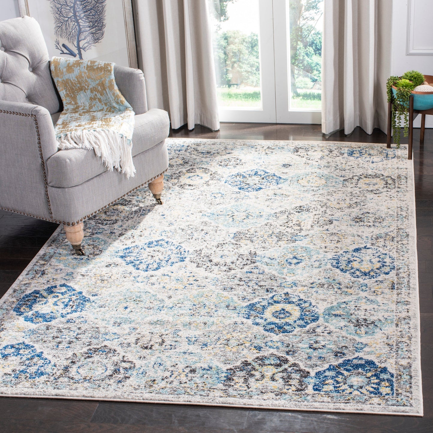 SAFAVIEH Madison Bettylou Boho Chic Distressed Area Rug