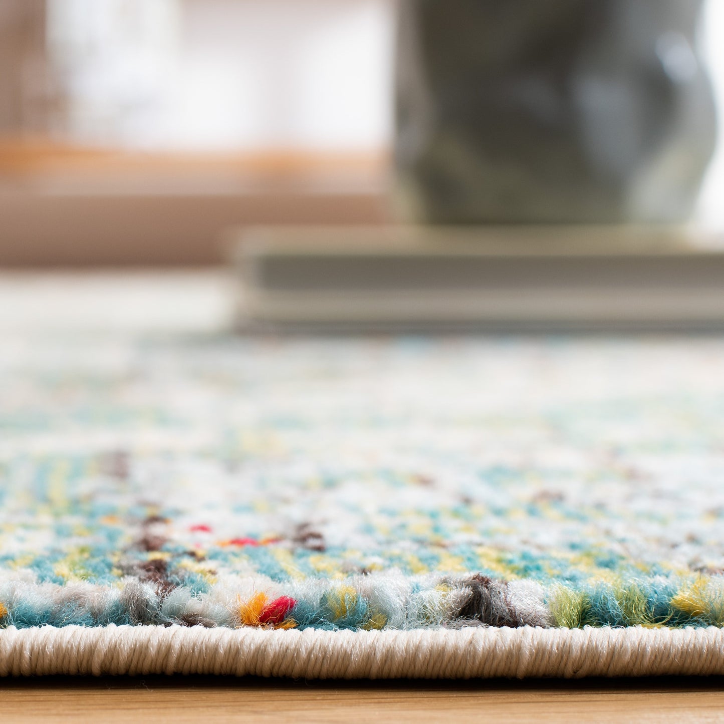 SAFAVIEH Madison Coleen Modern Abstract Rug