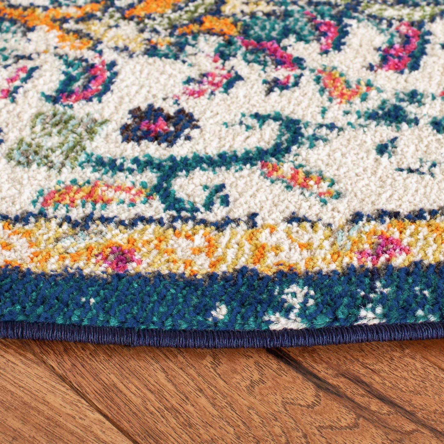 SAFAVIEH Madison Libusa Boho Medallion Distressed Rug