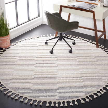 SAFAVIEH Moroccan Tassel Shag Eftimia 2-inch Thick Rug