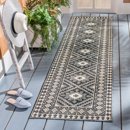 SAFAVIEH Veranda Rita Indoor/ Outdoor Waterproof Patio Backyard Rug