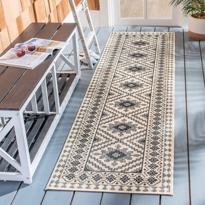 SAFAVIEH Veranda Rita Indoor/ Outdoor Waterproof Patio Backyard Rug