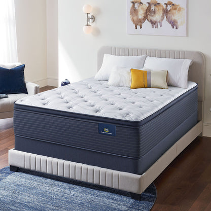 Matelas Serta Clarks Hill 15 avec surcouche moelleuse.