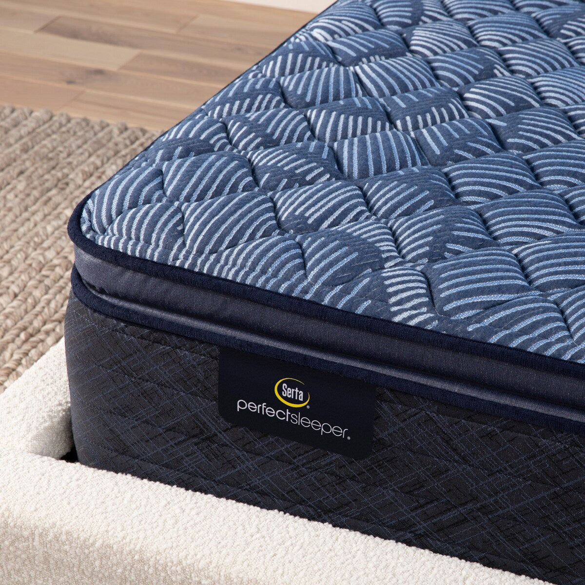 Ensemble de matelas Serta Perfect Sleeper Oasis Sleep 14.5 à revêtement moelleux et soutien ferme