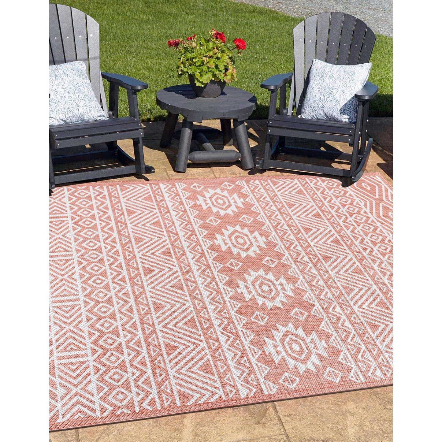 World Rug Gallery Distressed Geometric Bohemian Textured Flat Weave Indoor/Outdoor Area Rug