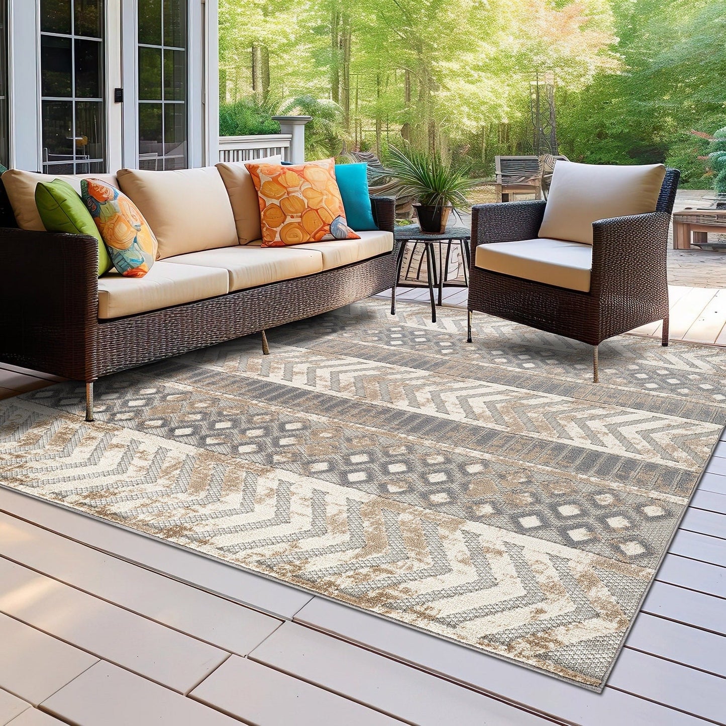 World Rug Gallery Distressed Geometric Indoor/Outdoor Area Rug