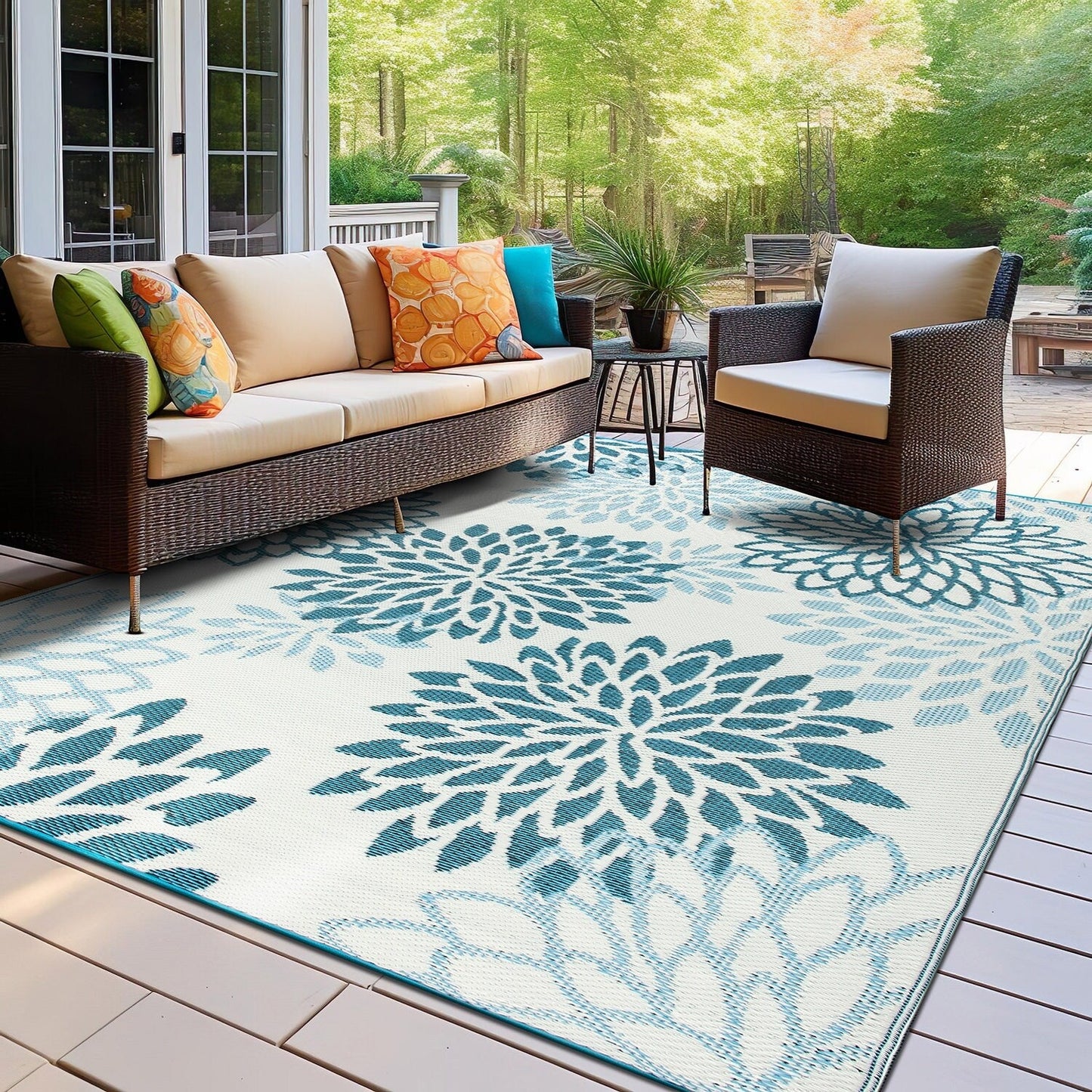 World Rug Gallery Modern Floral Aloha Reversible Recycled Plastic Outdoor Rugs